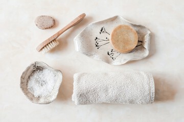 Hellenic Competition Commission carries out unannounced inspections in the cosmetics and personal care sector and in the eyewear sector